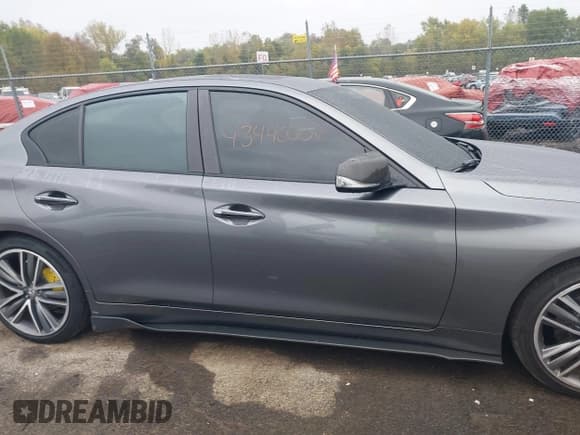 ✅ 2020 Infiniti Q50 Luxe • VIN: JN1EV7AP3LM204464 • Lot: 43440236. Wystawiony na IAAI z przebiegiem 90 431 mil. Bezpłatny archiwum sprzedaży aukcyjnych z USA i szczegółowy raport historii pojazdu na DreamBid. Zdjęcie 13.