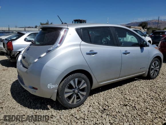 ✅ 2015 Nissan LEAF SV • VIN: 1N4AZ0CP5FC326425 • Lot: 70963675. Wystawiony na Copart z przebiegiem 40 390 mil. Bezpłatny archiwum sprzedaży aukcyjnych z USA i szczegółowy raport historii pojazdu na DreamBid. Zdjęcie 3.