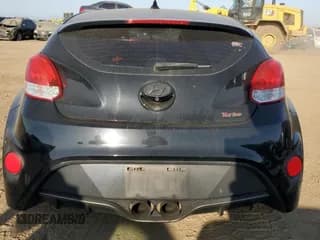 ✅ 2015 Hyundai Veloster Turbo • VIN: KMHTC6AE1FU218219 • Lot: 71316874. Wystawiony na Copart z przebiegiem 71 872 mil. Bezpłatny archiwum sprzedaży aukcyjnych z USA i szczegółowy raport historii pojazdu na DreamBid. Zdjęcie 6.