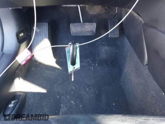 ✅ 2008 Honda Accord EX-L • VIN: JHMCP26808C022865 • Лот: 43618212. Опубликован ранее на IAAI с пробегом 209 174 миль. Бесплатный доступ к архиву аукционных продаж из США и подробный отчёт об истории автомобиля на DreamBid. Изображение 11.