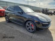 ✅ 2012 Porsche Cayenne Turbo • VIN: WP1AC2A24CLA84283 • Lot: 91712455. Wystawiony na Copart z przebiegiem 126 576 mil. Bezpłatny archiwum sprzedaży aukcyjnych z USA i szczegółowy raport historii pojazdu na DreamBid. Zdjęcie 4.