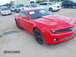 2010 Chevrolet Camaro 2SS z VIN 2G1FK1EJXA9140911, wystawiony jako IAAI lot #43022900 z przebiegiem 157 982 mil mil oraz . Historia ofert i sprzedaży dostępna na DreamBid. Obrazek 1.
