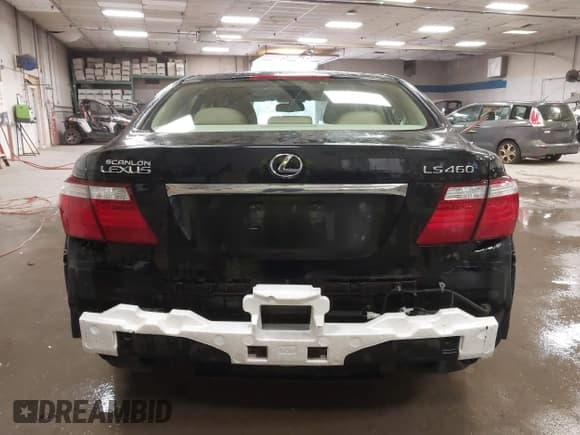 ✅ 2007 Lexus LS 460 • VIN: JTHBL46F775041224 • Lot: 43425024. Listed on IAAI with 143,019 mi. Free auction sales archive from the USA and detailed vehicle history report at DreamBid. Image 16.