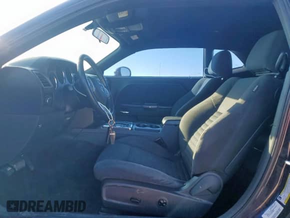 2011 Dodge Challenger с VIN 2B3CJ4DG0BH571156, выставлен на аукционе Copart как лот 86654905 с пробегом 106 413 миль миль и Списание • Salvage title. История ставок и продаж доступна на DreamBid. Изображение 7.