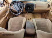 ✅ 1996 Ford Explorer XLT • VIN: 1FMDU32P6TZA50186 • Lot: 85695995. Wystawiony na Copart z przebiegiem 229 495 mil. Bezpłatny archiwum sprzedaży aukcyjnych z USA i szczegółowy raport historii pojazdu na DreamBid. Zdjęcie 8.