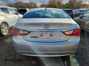 ✅ 2011 Hyundai Sonata GLS • VIN: 5NPEB4AC2BH218334 • Lot: 90239205. Listed on Copart with 116,456 mi. Free auction sales archive from the USA and detailed vehicle history report at DreamBid. Image 6.