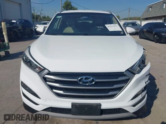 ✅ 2017 Hyundai Tucson Sport • VIN: KM8J33A22HU506975 • Lot: 43233313. Listed on IAAI with 61,552 mi. Free auction sales archive from the USA and detailed vehicle history report at DreamBid. Image 13.