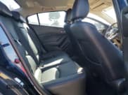 ✅ 2015 Mazda 3 i Grand Touring • VIN: JM1BM1W77F1260745 • Lot: 85544524. Wystawiony na Copart z przebiegiem 116 303 mil. Bezpłatny archiwum sprzedaży aukcyjnych z USA i szczegółowy raport historii pojazdu na DreamBid. Zdjęcie 10.