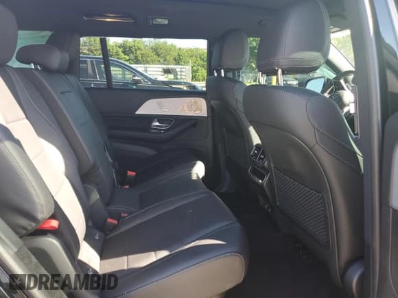 ✅ 2024 Mercedes-Benz GLS 450 • VIN: 4JGFF5KE9RB084010 • Lot: 83999235. Listed on Copart with 21,712 mi. Free auction sales archive from the USA and detailed vehicle history report at DreamBid. Image 10.