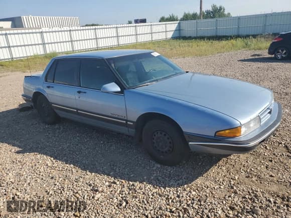 ✅ 1990 Pontiac Bonneville • VIN: 1G2HX54C0L1229409 • Лот: 69831185. Опубликован ранее на Copart с пробегом 134 084 миль. Бесплатный доступ к архиву аукционных продаж из США и подробный отчёт об истории автомобиля на DreamBid. Изображение 4.