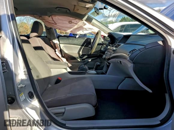 ✅ 2011 Honda Accord LX • VIN: 1HGCP2F37BA129289 • Lot: 93867585. Listed on Copart with Not provided. Free auction sales archive from the USA and detailed vehicle history report at DreamBid. Image 7.