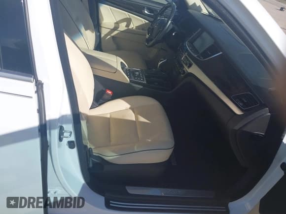 ✅ 2014 Hyundai Equus Signature • VIN: KMHGH4JH0EU087557 • Лот: 43685803. Опубликован ранее на IAAI с пробегом 22 811 миль. Бесплатный доступ к архиву аукционных продаж из США и подробный отчёт об истории автомобиля на DreamBid. Изображение 5.