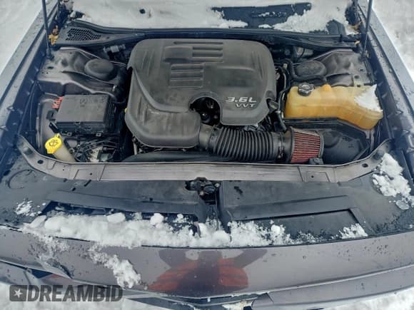 ✅ 2016 Dodge Challenger SXT • VIN: 2C3CDZAG9GH113604 • Lot: 93640155. Listed on Copart with 130,540 mi. Free auction sales archive from the USA and detailed vehicle history report at DreamBid. Image 11.