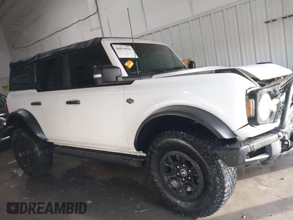 ✅ 2022 Ford Bronco • VIN: 1FMEE5DP0NLB52759 • Lot: 41079932. Listed on IAAI with 46,503 mi. Free auction sales archive from the USA and detailed vehicle history report at DreamBid. Image 13.