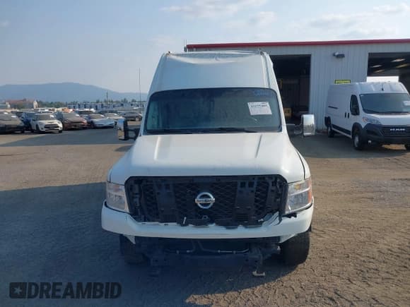 ✅ 2018 Nissan NV Cargo SV • VIN: 1N6AF0LYXJN804876 • Lot: 43155405. Listed on IAAI with 56,243 mi. Free auction sales archive from the USA and detailed vehicle history report at DreamBid. Image 6.