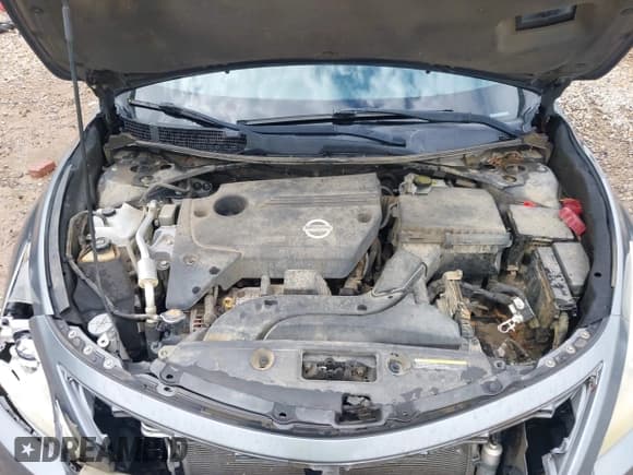 ✅ 2014 Nissan Altima SV • VIN: 1N4AL3AP8EC204002 • Lot: 43299724. Wystawiony na IAAI z przebiegiem 234 954 mil. Bezpłatny archiwum sprzedaży aukcyjnych z USA i szczegółowy raport historii pojazdu na DreamBid. Zdjęcie 10.