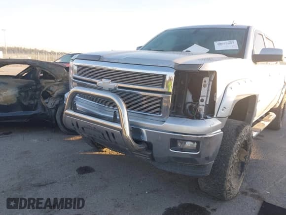 ✅ 2014 Chevrolet Silverado 1500 LT • VIN: 3GCUKREC5EG381690 • Лот: 40657087. Опубликован ранее на IAAI с пробегом 135 601 миль. Бесплатный доступ к архиву аукционных продаж из США и подробный отчёт об истории автомобиля на DreamBid. Изображение 6.