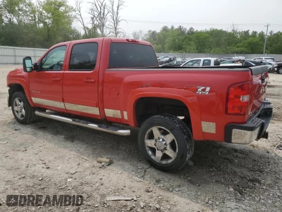 ✅ 2011 Chevrolet Silverado 2500HD LTZ • VIN: 1GC1KYC88BF223532 • Lot: 59141315. Listed on Copart with 243,733 mi. Free auction sales archive from the USA and detailed vehicle history report at DreamBid. Image 2.