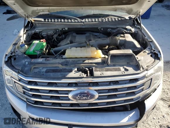 ✅ 2018 Ford Expedition Max XLT • VIN: 1FMJK1JT7JEA71189 • Лот: 92165345. Опубликован ранее на Copart с пробегом 157 269 миль. Бесплатный доступ к архиву аукционных продаж из США и подробный отчёт об истории автомобиля на DreamBid. Изображение 12.