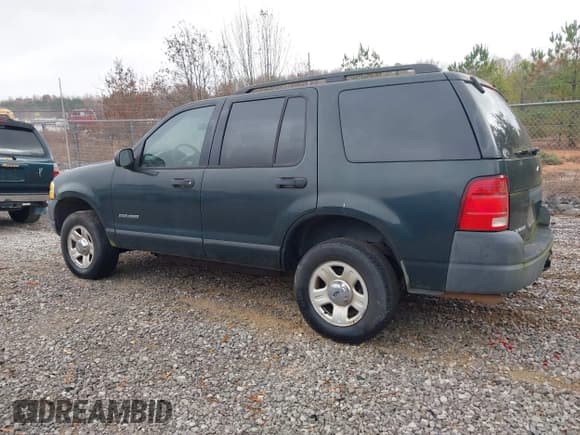 ✅ 2004 Ford Explorer XLS • VIN: 1FMZU72K64UA30908 • Lot: 43730390. Wystawiony na IAAI z przebiegiem 141 274 mil. Bezpłatny archiwum sprzedaży aukcyjnych z USA i szczegółowy raport historii pojazdu na DreamBid. Zdjęcie 3.