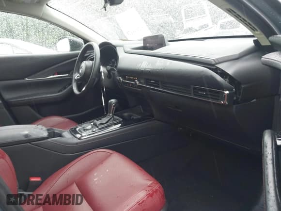 ✅ 2022 Mazda CX-30 S Preferred • VIN: 3MVDMBCL8NM434452 • Лот: 42356423. Опубликован ранее на IAAI с пробегом 15 492 миль. Бесплатный доступ к архиву аукционных продаж из США и подробный отчёт об истории автомобиля на DreamBid. Изображение 5.