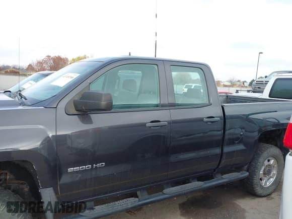 ✅ 2016 Chevrolet Silverado 2500HD Work Truck • VIN: 1GC2KUEG8GZ327106 • Лот: 43749200. Опубликован ранее на IAAI с пробегом 111 831 миль. Бесплатный доступ к архиву аукционных продаж из США и подробный отчёт об истории автомобиля на DreamBid. Изображение 6.