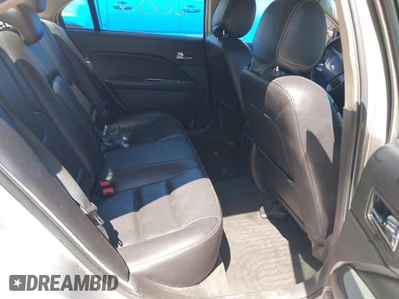 ✅ 2012 Ford Fusion SEL • VIN: 3FAHP0JGXCR422667 • Lot: 42226602. Wystawiony na IAAI z przebiegiem 181 237 mil. Bezpłatny archiwum sprzedaży aukcyjnych z USA i szczegółowy raport historii pojazdu na DreamBid. Zdjęcie 8.