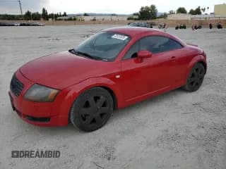 ✅ 2001 Audi TT • VIN: TRUWX28NX11044137 • Lot: 70137525. Wystawiony na Copart z przebiegiem 150 386 mil. Bezpłatny archiwum sprzedaży aukcyjnych z USA i szczegółowy raport historii pojazdu na DreamBid. Zdjęcie 1.