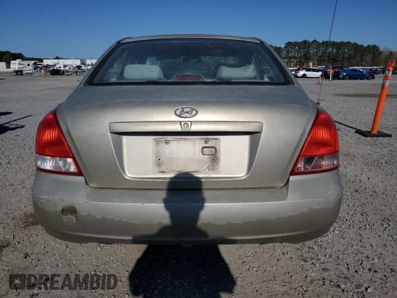 ✅ 2002 Hyundai Elantra GLS • VIN: KMHDN45D22U399216 • Lot: 66095825. Listed on Copart with 180,760 mi. Free auction sales archive from the USA and detailed vehicle history report at DreamBid. Image 6.