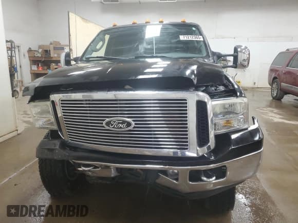 ✅ 2007 Ford F-350 XL • VIN: 1FTWW33P07EA20071 • Лот: 71212365. Опубликован ранее на Copart с пробегом Не указан. Бесплатный доступ к архиву аукционных продаж из США и подробный отчёт об истории автомобиля на DreamBid. Изображение 5.