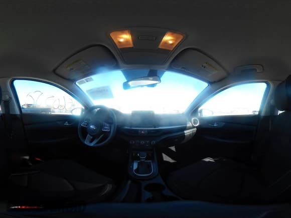 ✅ 2020 Kia Forte LXS • VIN: 3KPF24AD3LE183452 • Лот: 43560580. Опубликован ранее на IAAI с пробегом 83 285 миль. Бесплатный доступ к архиву аукционных продаж из США и подробный отчёт об истории автомобиля на DreamBid. Изображение 19.