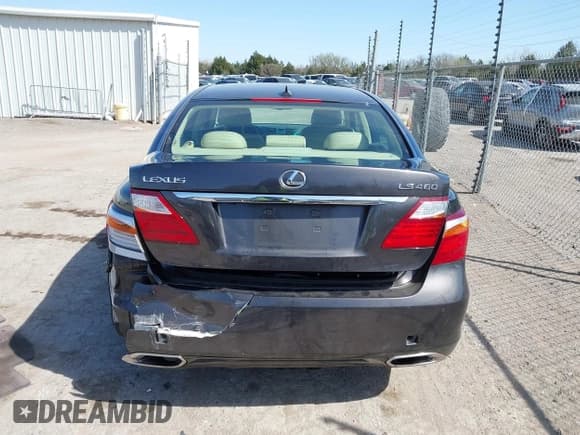 ✅ 2010 Lexus LS 460 • VIN: JTHBL5EF3A5099023 • Лот: 41865321. Опубликован ранее на IAAI с пробегом 136 845 миль. Бесплатный доступ к архиву аукционных продаж из США и подробный отчёт об истории автомобиля на DreamBid. Изображение 17.