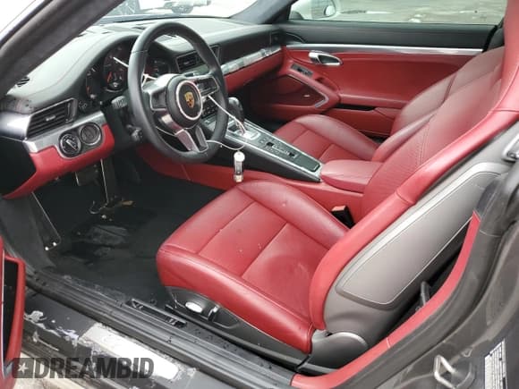 ✅ 2018 Porsche 911 Carrera • VIN: WP0AA2A90JS105640 • Lot: 50726293. Listed on Copart with 21,326 mi. Free auction sales archive from the USA and detailed vehicle history report at DreamBid. Image 7.