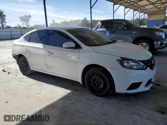 ✅ 2018 Nissan Sentra S • VIN: 3N1AB7AP5JY303773 • Лот: 87312575. Опубликован ранее на Copart с пробегом 179 865 миль. Бесплатный доступ к архиву аукционных продаж из США и подробный отчёт об истории автомобиля на DreamBid. Изображение 4.