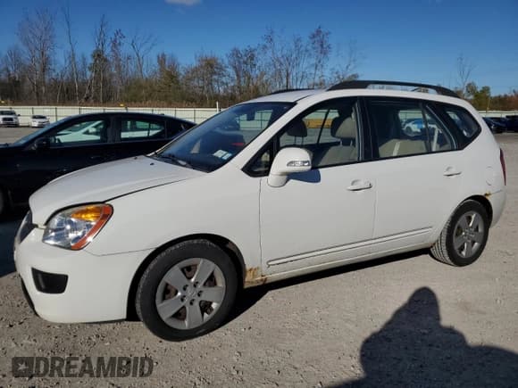 ✅ 2010 Kia Rondo • VIN: KNAHG8C95A7300131 • Лот: 90493085. Опубликован ранее на Copart с пробегом 165 011 миль. Бесплатный доступ к архиву аукционных продаж из США и подробный отчёт об истории автомобиля на DreamBid. Изображение 1.