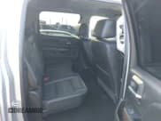 ✅ 2017 GMC Sierra 2500HD Denali • VIN: 1GT12UEY2HF192132 • Лот: 42094570. Опубликован ранее на IAAI с пробегом 119 361 миль. Бесплатный доступ к архиву аукционных продаж из США и подробный отчёт об истории автомобиля на DreamBid. Изображение 8.