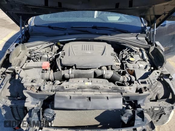 ✅ 2018 Land Rover Range Rover Velar R-Dynamic HSE • VIN: SALYM2RV6JA747513 • Lot: 87273265. Listed on Copart with 78,102 mi. Free auction sales archive from the USA and detailed vehicle history report at DreamBid. Image 12.