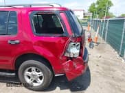 ✅ 2004 Ford Explorer XLT • VIN: 1FMZU73W54UB70532 • Lot: 42282641. Wystawiony na IAAI z przebiegiem 92 492 mil. Bezpłatny archiwum sprzedaży aukcyjnych z USA i szczegółowy raport historii pojazdu na DreamBid. Zdjęcie 6.