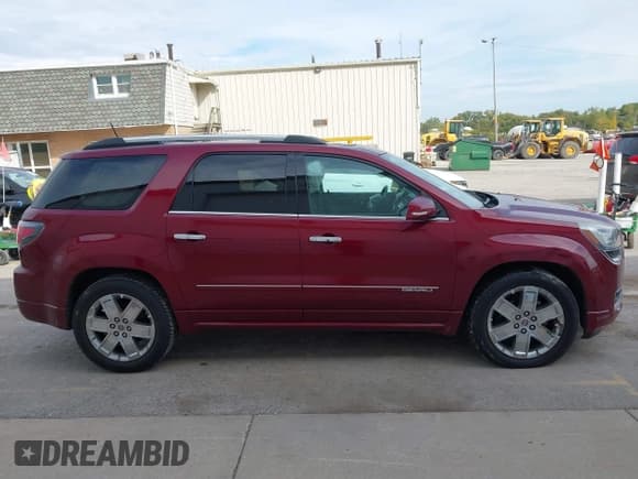 ✅ 2016 GMC Acadia Denali • VIN: 1GKKVTKD7GJ295909 • Lot: 43429303. Listed on IAAI with 105,844 mi. Free auction sales archive from the USA and detailed vehicle history report at DreamBid. Image 13.