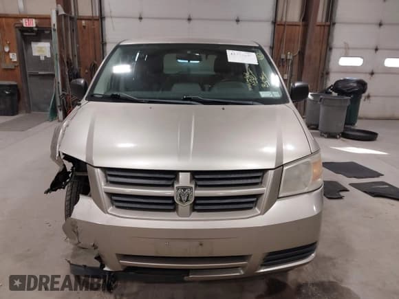 ✅ 2009 Dodge Grand Caravan SE • VIN: 1D8HN44E89B511766 • Lot: 43777046. Listed on IAAI with 62,960 mi. Free auction sales archive from the USA and detailed vehicle history report at DreamBid. Image 12.