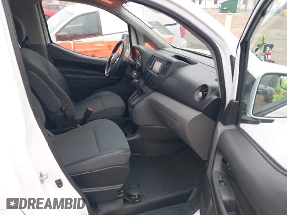 ✅ 2019 Nissan NV200 SV • VIN: 3N6CM0KN2KK702971 • Lot: 43737427. Listed on IAAI with 57,484 mi. Free auction sales archive from the USA and detailed vehicle history report at DreamBid. Image 5.