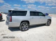 ✅ 2020 GMC Yukon XL Denali • VIN: 1GKS2HKJ5LR124566 • Lot: 69305255. Wystawiony na Copart z przebiegiem 93 347 mil. Bezpłatny archiwum sprzedaży aukcyjnych z USA i szczegółowy raport historii pojazdu na DreamBid. Zdjęcie 3.