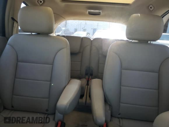 ✅ 2011 Mercedes-Benz R 350 • VIN: 4JGCB6FE9BA132874 • Лот: 72996554. Опубликован ранее на Copart с пробегом 184 523 миль. Бесплатный доступ к архиву аукционных продаж из США и подробный отчёт об истории автомобиля на DreamBid. Изображение 10.