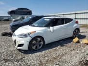 ✅ 2013 Hyundai Veloster w/Gray Int • VIN: KMHTC6AD1DU117136 • Lot: 69376474. Wystawiony na Copart z przebiegiem 153 824 mil. Bezpłatny archiwum sprzedaży aukcyjnych z USA i szczegółowy raport historii pojazdu na DreamBid. Zdjęcie 1.