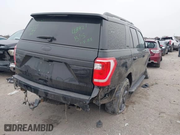 ✅ 2021 Ford Expedition XL • VIN: 1FMJU1FT5MEA84000 • Lot: 41273172. Listed on IAAI with 77,049 mi. Free auction sales archive from the USA and detailed vehicle history report at DreamBid. Image 4.