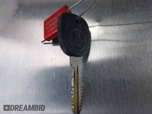 2007 Chevrolet Suburban LTZ z VIN 3GNFK16357G136455, wystawiony jako IAAI lot #43473740 z przebiegiem 242 653 mil mil oraz . Historia ofert i sprzedaży dostępna na DreamBid. Obrazek 11.