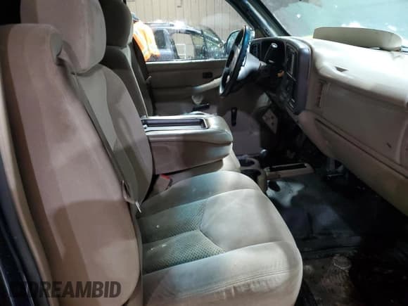 ✅ 2006 Chevrolet Silverado 1500 LT1 • VIN: 3GCEK14T56G133593 • Лот: 81939374. Опубликован ранее на Copart с пробегом Не указан. Бесплатный доступ к архиву аукционных продаж из США и подробный отчёт об истории автомобиля на DreamBid. Изображение 7.