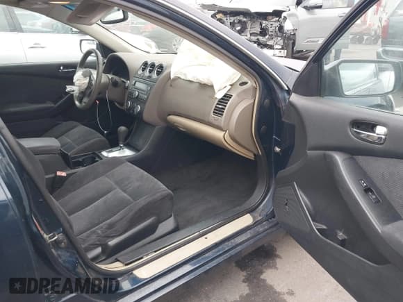 ✅ 2007 Nissan Altima S • VIN: 1N4AL21E47N403936 • Lot: 43537712. Wystawiony na IAAI z przebiegiem 171 968 mil. Bezpłatny archiwum sprzedaży aukcyjnych z USA i szczegółowy raport historii pojazdu na DreamBid. Zdjęcie 5.
