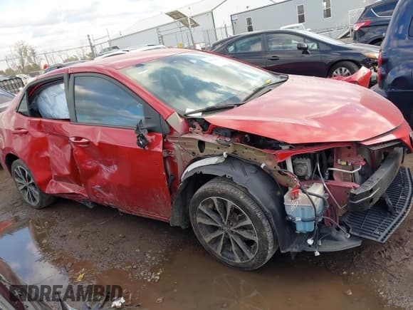 ✅ 2018 Toyota Corolla SE • VIN: 5YFBURHE1JP794967 • Lot: 43612623. Listed on IAAI with 110,191 mi. Free auction sales archive from the USA and detailed vehicle history report at DreamBid. Image 14.