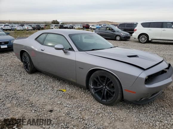 ✅ 2018 Dodge Challenger R/T Shaker • VIN: 2C3CDZBT3JH112211 • Лот: 78733934. Опубликован ранее на Copart с пробегом 34 957 миль. Бесплатный доступ к архиву аукционных продаж из США и подробный отчёт об истории автомобиля на DreamBid. Изображение 4.